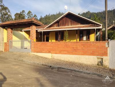 Casa para Venda, em Presidente Getúlio, bairro Primavera, 3 dormitórios, 1 banheiro, 1 suíte, 1 vaga
